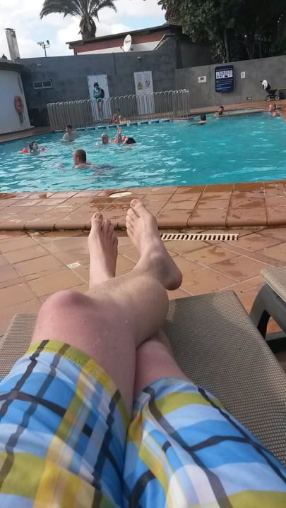 Blick auf den beheizten Pool von der Liege aus Barceló Fuerteventura Castillo