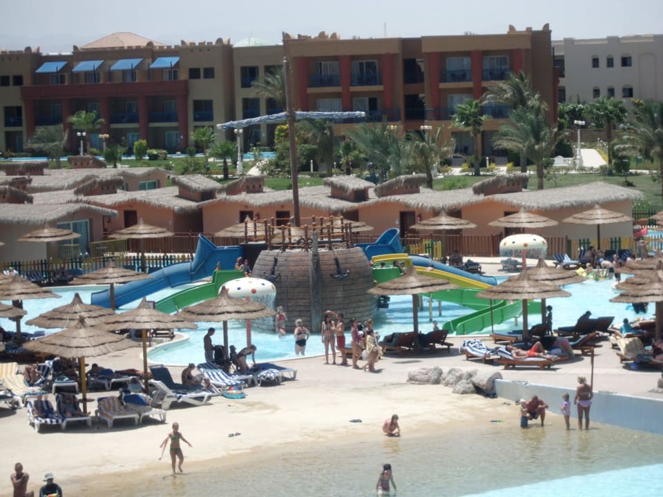 Kids Titanic Beach Spa & Aqua Park