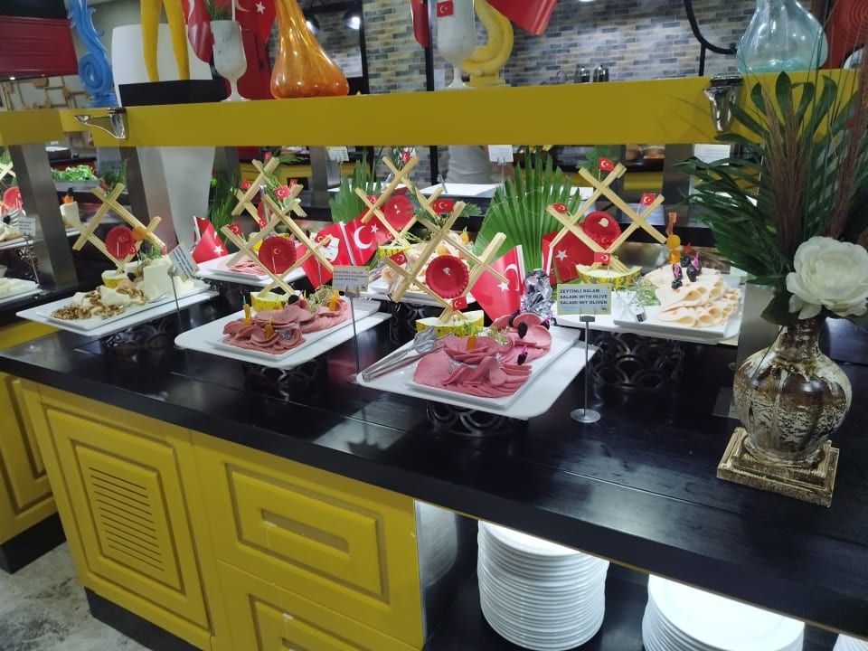 Gastro Seaden Valentine Resort & Spa