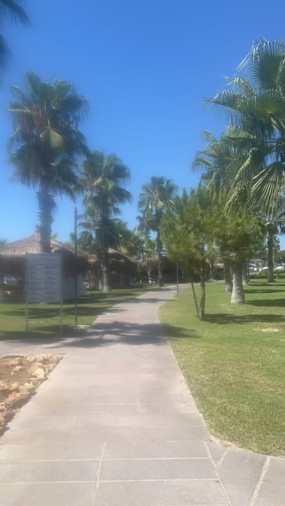 Außenansicht Justiniano Park Conti