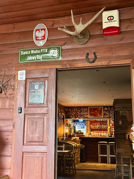 Außenansicht Jałowy Róg - Stanica Wodna