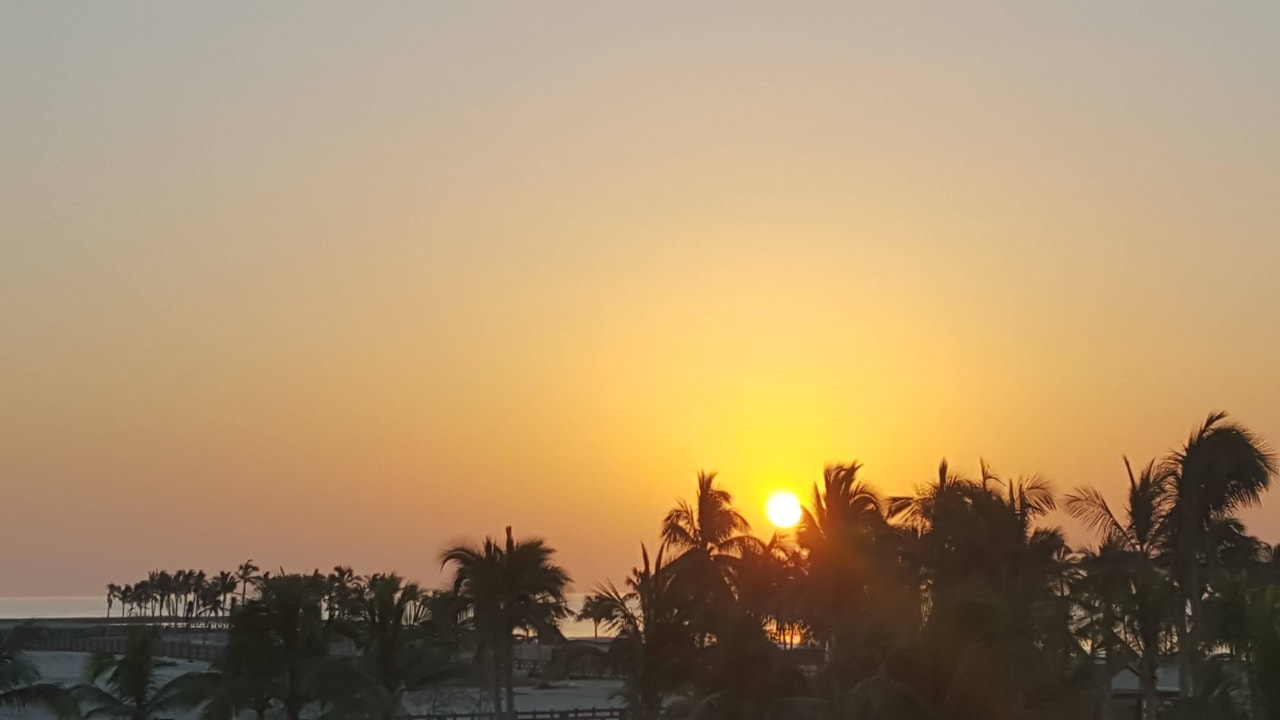 Sonnenuntergang  Fanar Hotel & Residences Salalah Beach