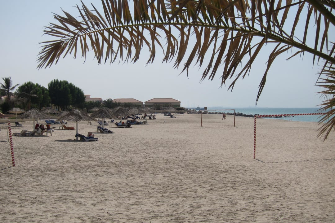 Strand von rechts Umm Al Quwain Beach Hotel