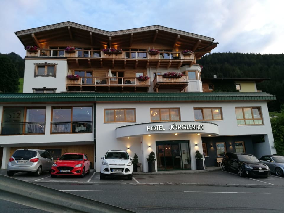 Außenansicht Hotel Jörglerhof