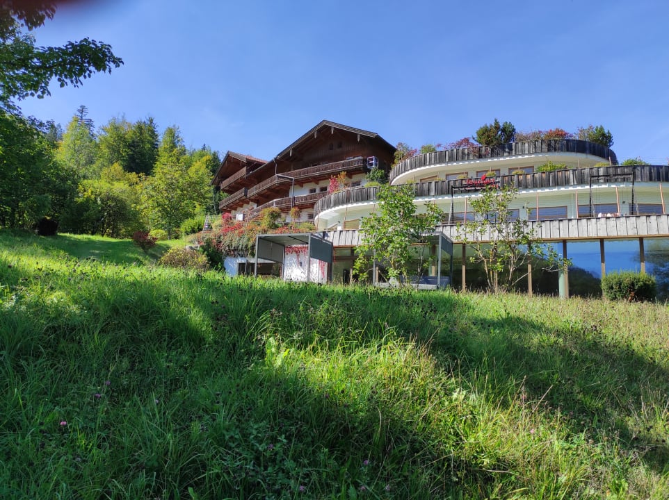 Außenansicht Hotel Feuriger Tatzlwurm