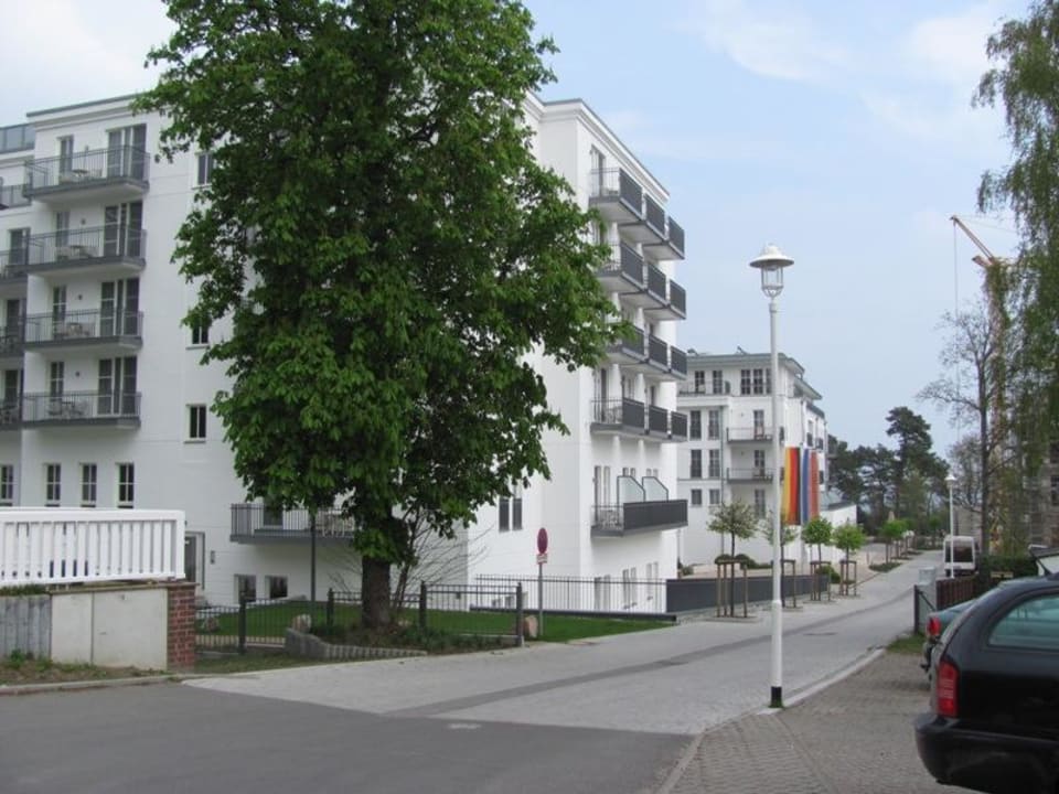Straße zum Hotel Steigenberger Grandhotel & Spa
