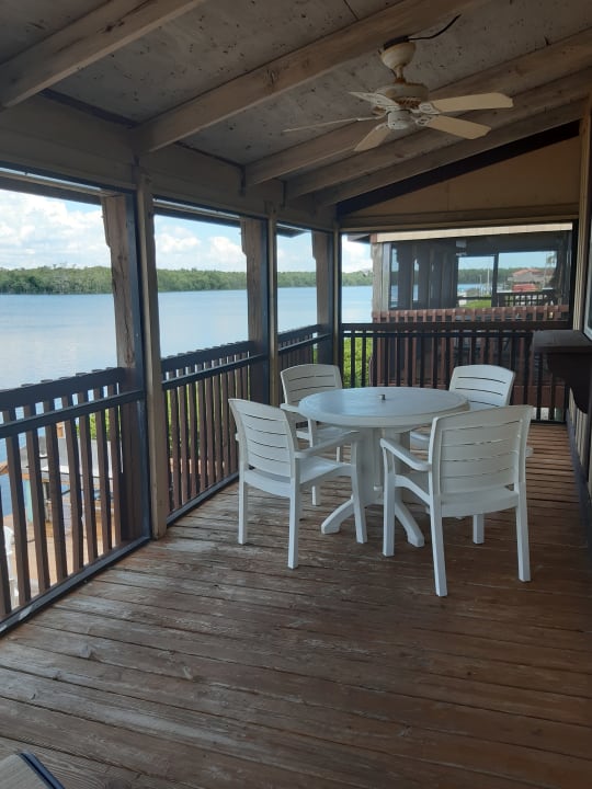 Zimmer Lodge River Wilderness