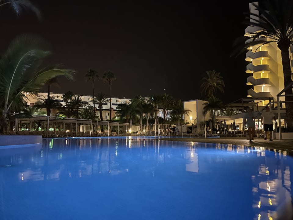 Pool Hotel Riu Papayas