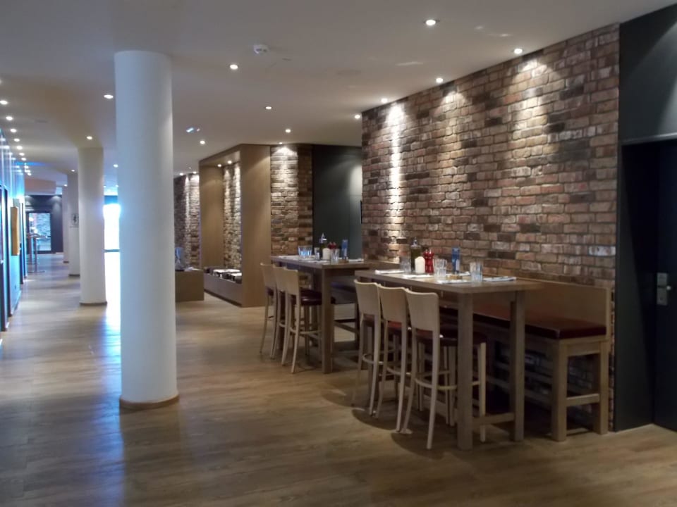 In der Lobby Best Western Hotel Trier City