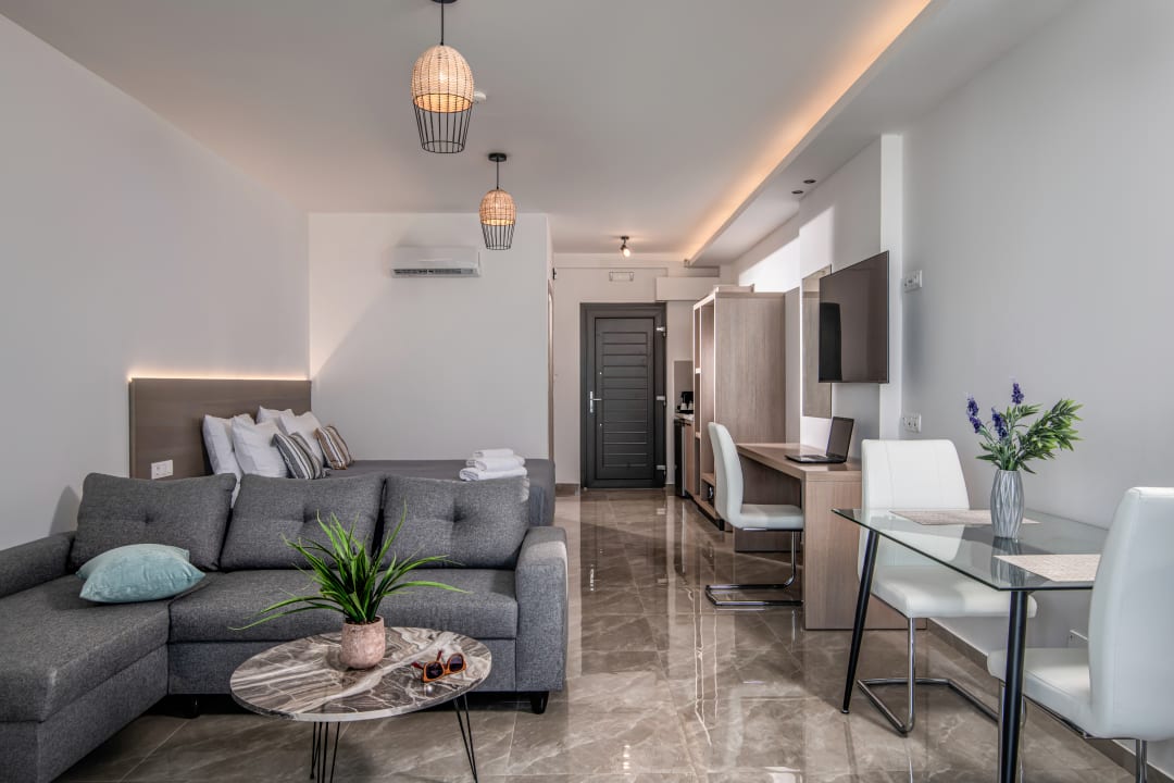 Zimmer Ebenus Suites "Adults Only" by Checkin