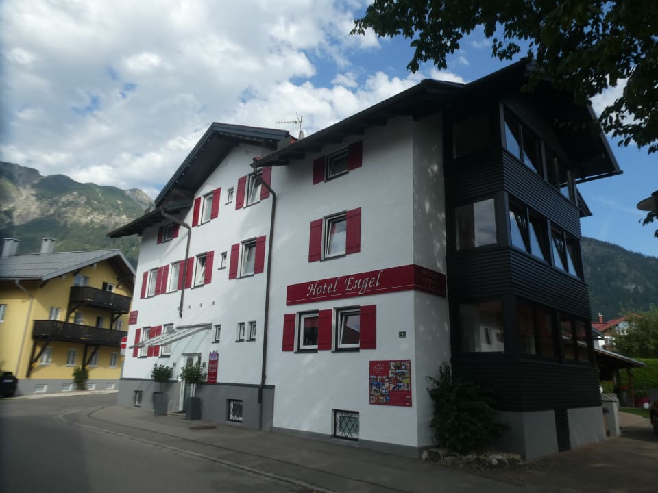 Außenansicht Hotel Engel