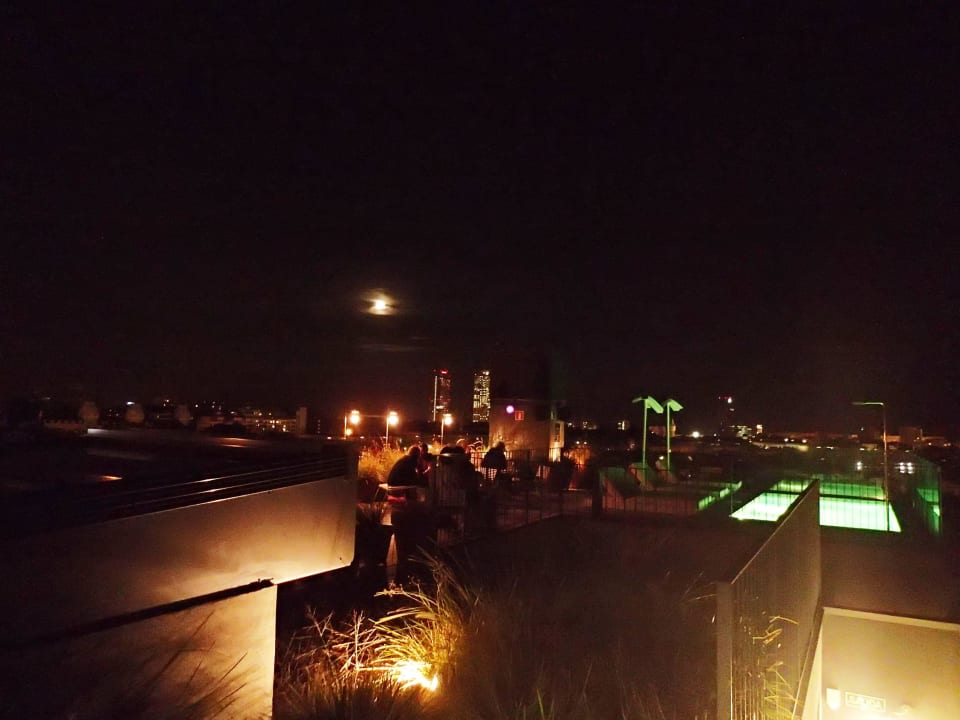 Dachterrasse Yurbban Trafalgar Hotel