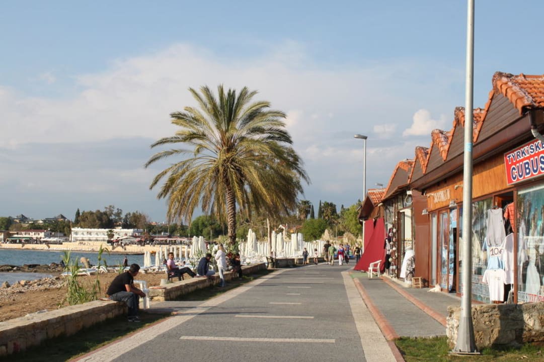 Strandpromenade Hotel Sirma