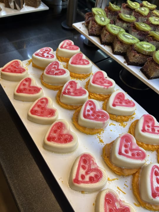 Gastro Well Palace Side