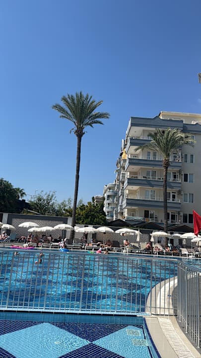 Außenansicht Kaila Beach Hotel