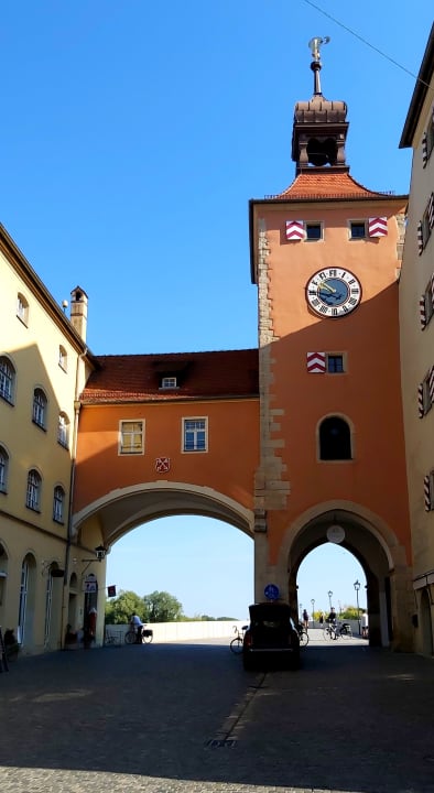 Außenansicht Sorat Insel Hotel Regensburg