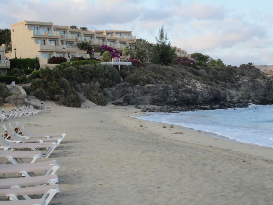 Stand mit Blick auf das Hotel SBH Hotel Taro Beach