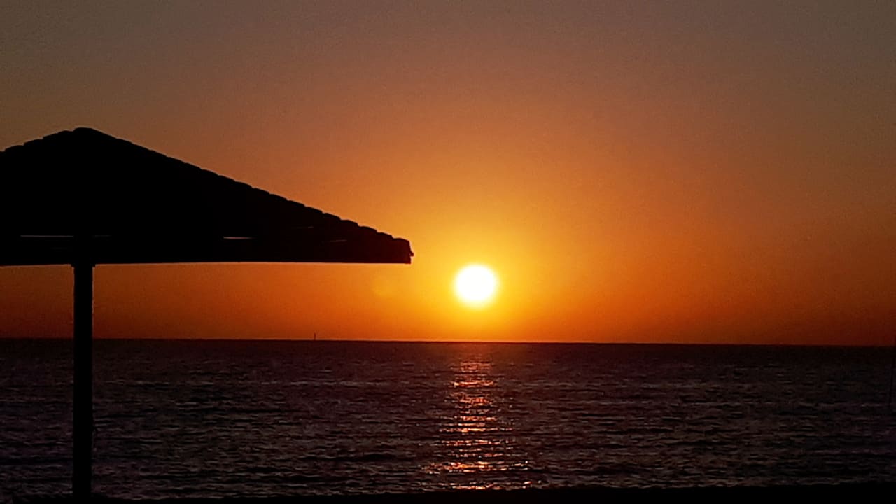 Strand Menaville Safaga