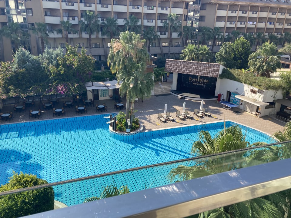Pool Port Side Resort Hotel