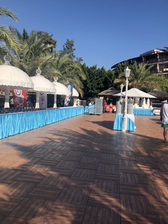 Gastro Quattro Beach Spa & Resort