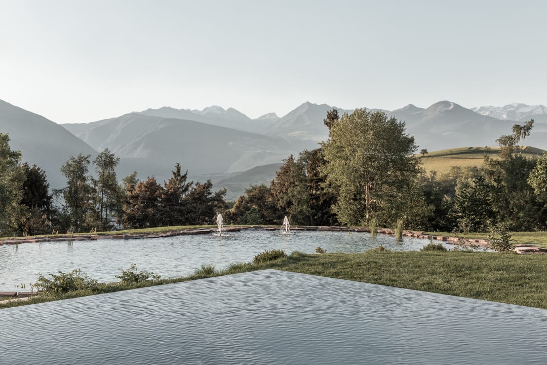 Pool Santre dolomythic home