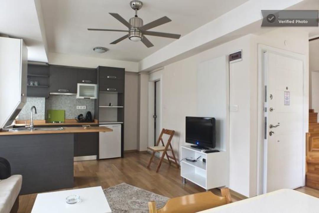 Duplex Bianco Residence & Studios Taksim