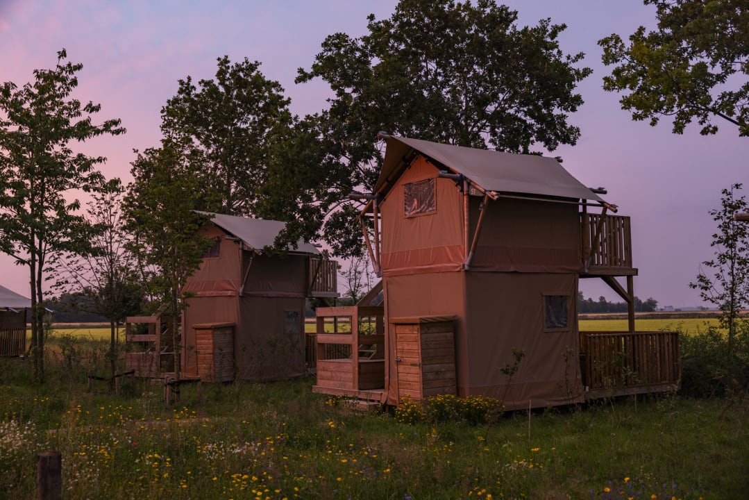 Außenansicht Roompot Glamping Lauwersmeer