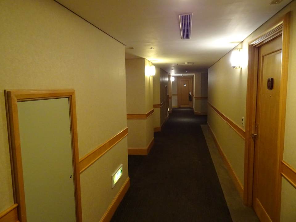 Lobby The Lees Hotel