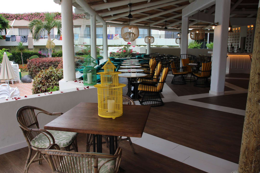 Hôtel H10 Las Palmeras - Le Bar de Piscine 2015 H10 Las Palmeras