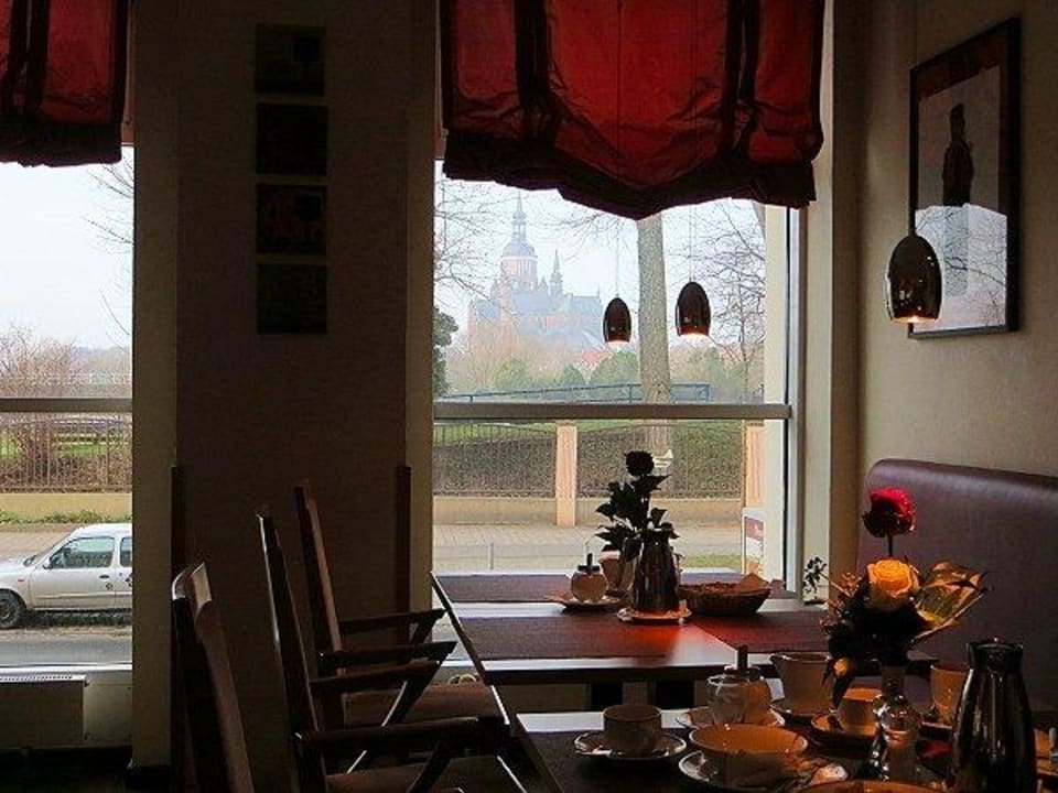 Atmosphäre Frühstücksraum Hotel Baltic Stralsund