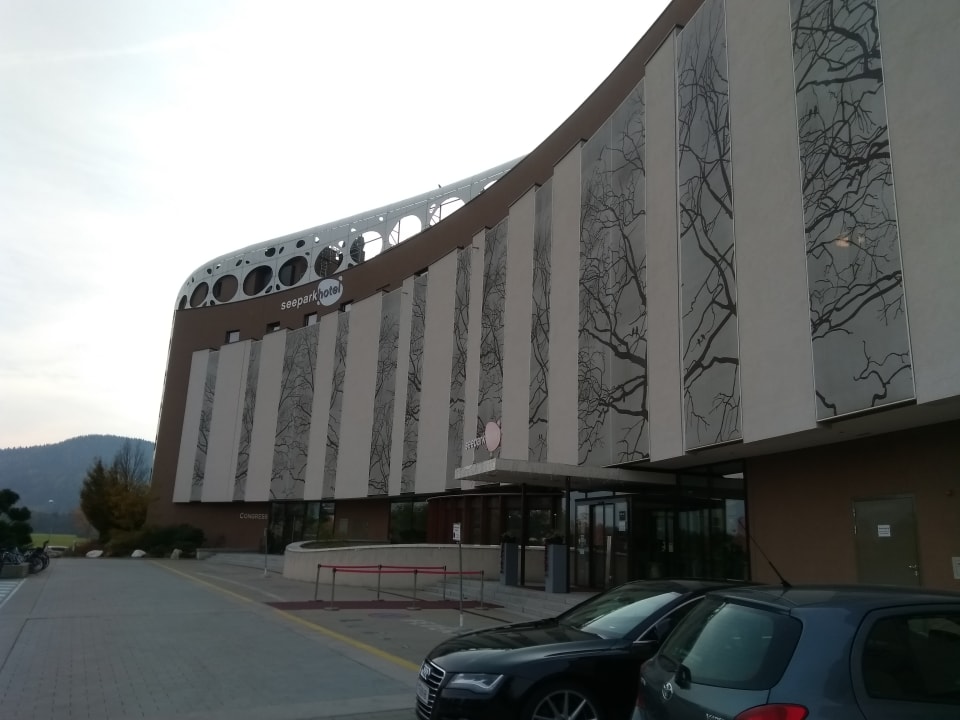 Außenansicht Das Seepark Wörthersee Resort