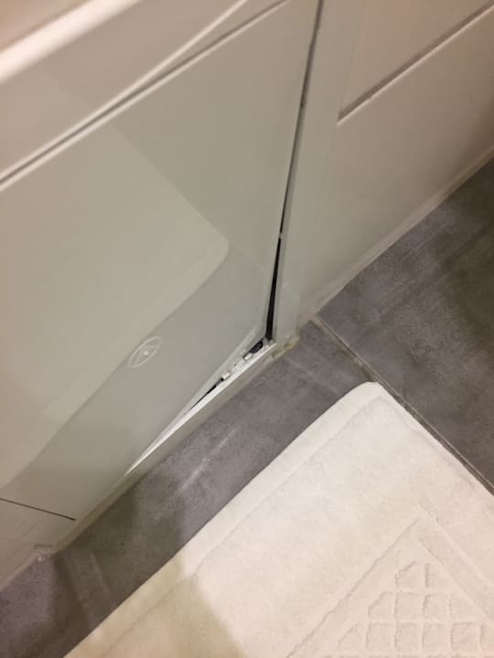 Zimmer Mercure Hotel Saarbrücken Süd