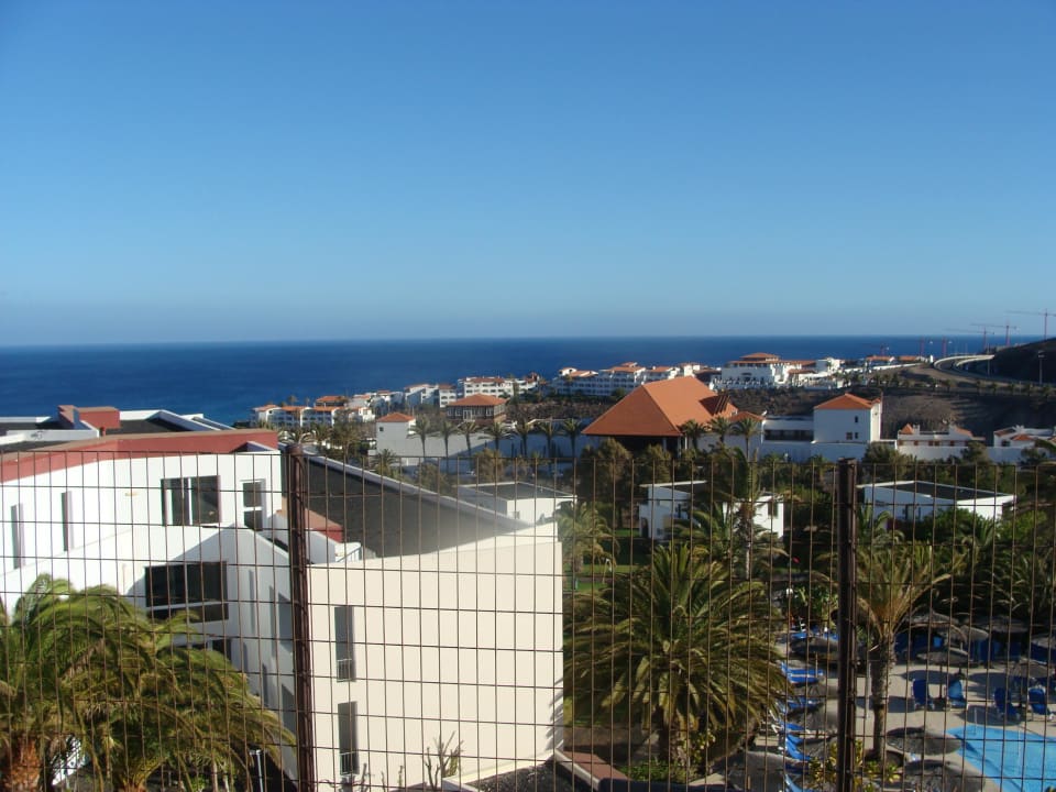 Blick von der Dachterrasse allsun App.-Hotel Esquinzo Beach