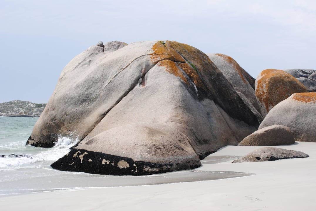 Felsen und Strand  The Ostercatchers Haven
