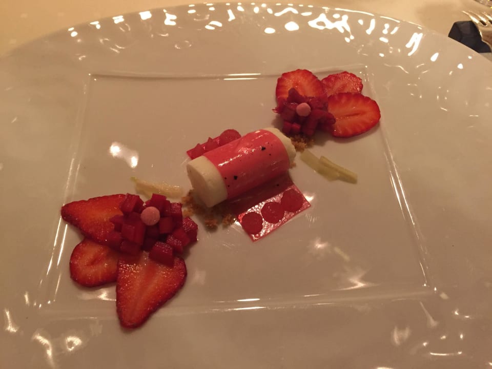 Gourmetrestaurant Schlossberg, ein Dessert Hotel Sackmann