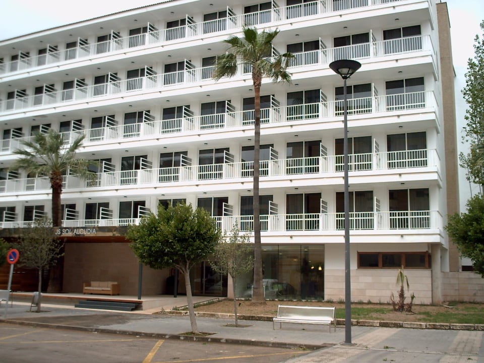 Eingang JS Hotel Sol de Alcudia