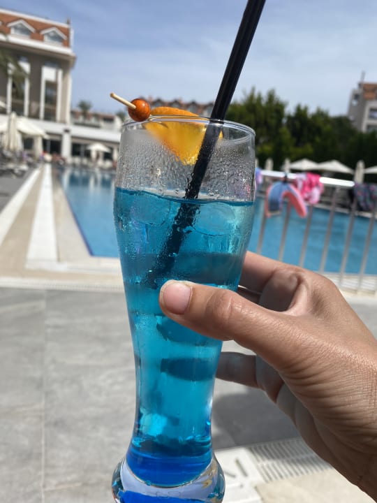 Pool Side Story Resort & Spa