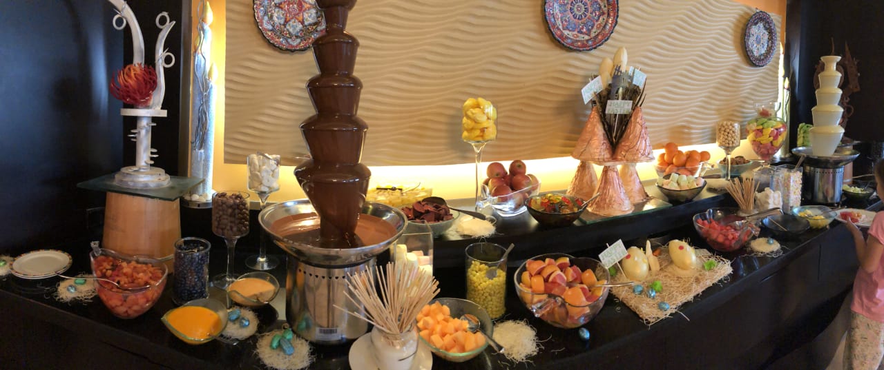 Gastro Hotel Le Meridien Al Aqah Beach Resort