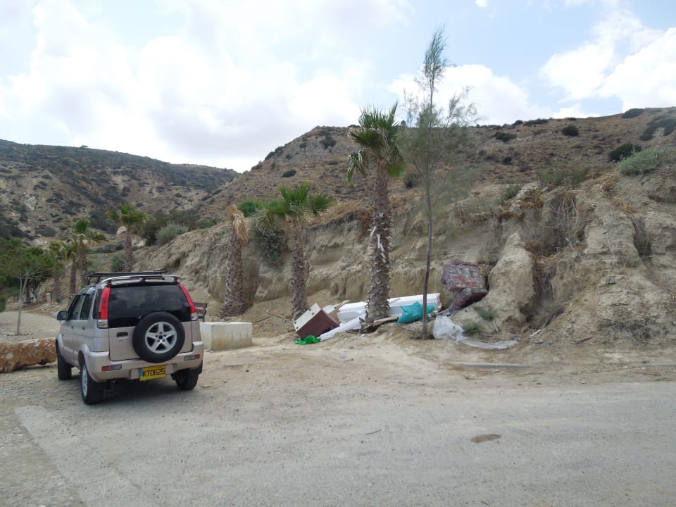 Strand Columbia Beach Resort