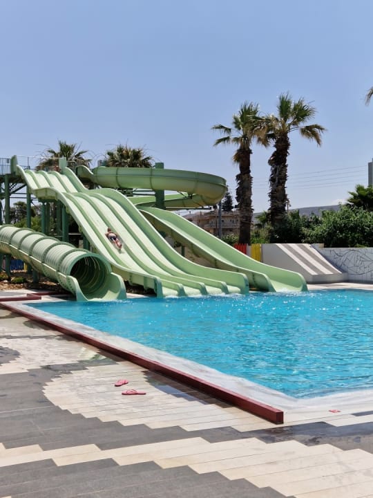 Pool Arina Beach Resort