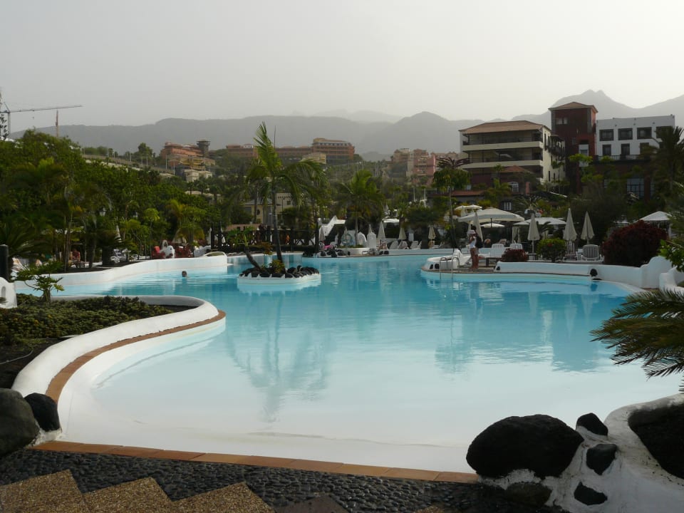 Poolansicht und ca. 9:15 Uhr Gran Tacande Wellness & Relax Costa Adeje