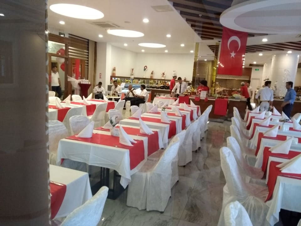 Gastro Glamour Resort & Spa