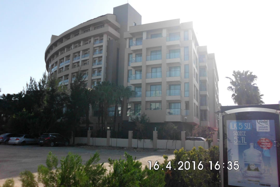 Hotel mit neuem Anbau Fame Residence Lara & Spa