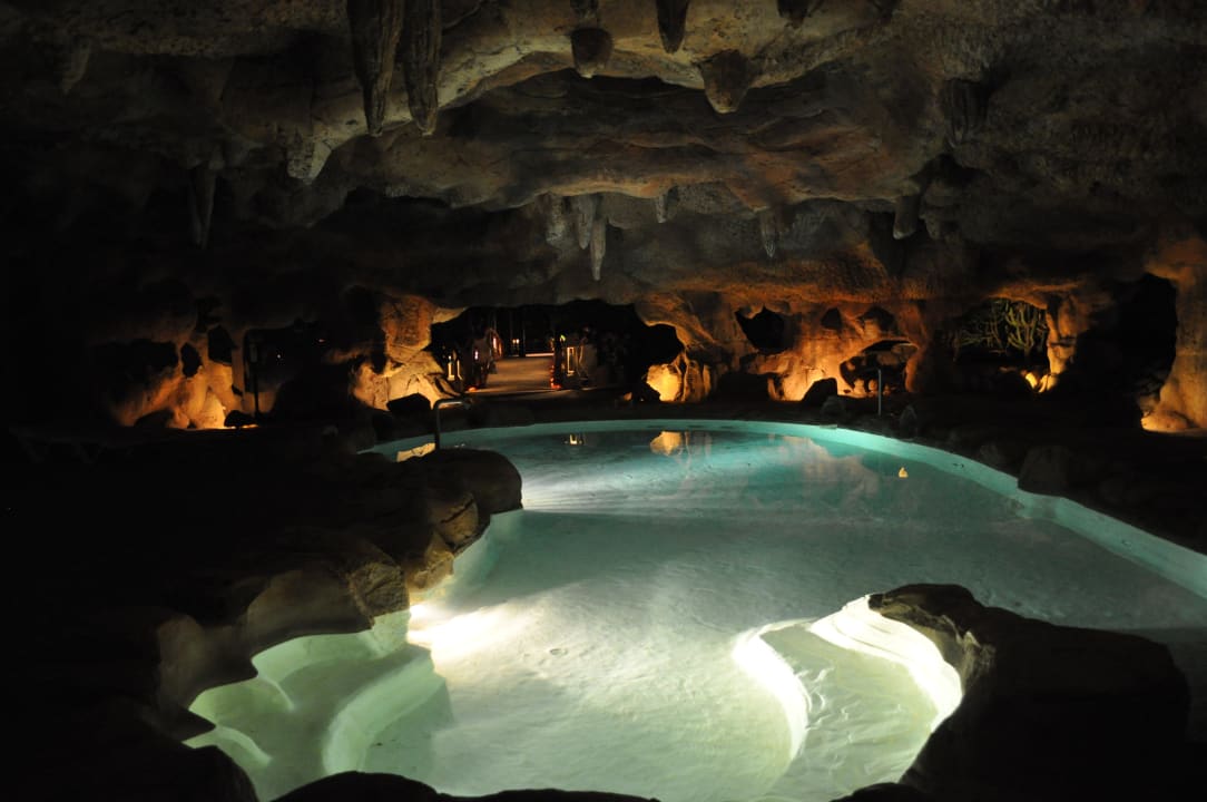 Spa Parrotel Beach Resort