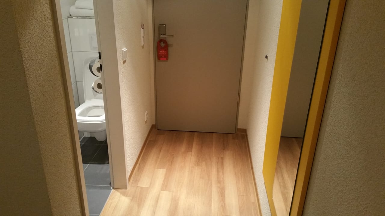 Zimmer MEININGER Hotel Frankfurt/Main Airport