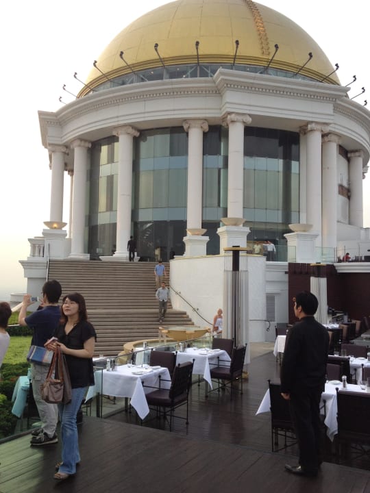 Scirocco Tower Club At Lebua