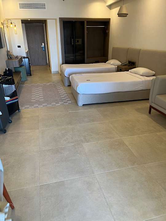 Zimmer Imperial Shams Abu Soma