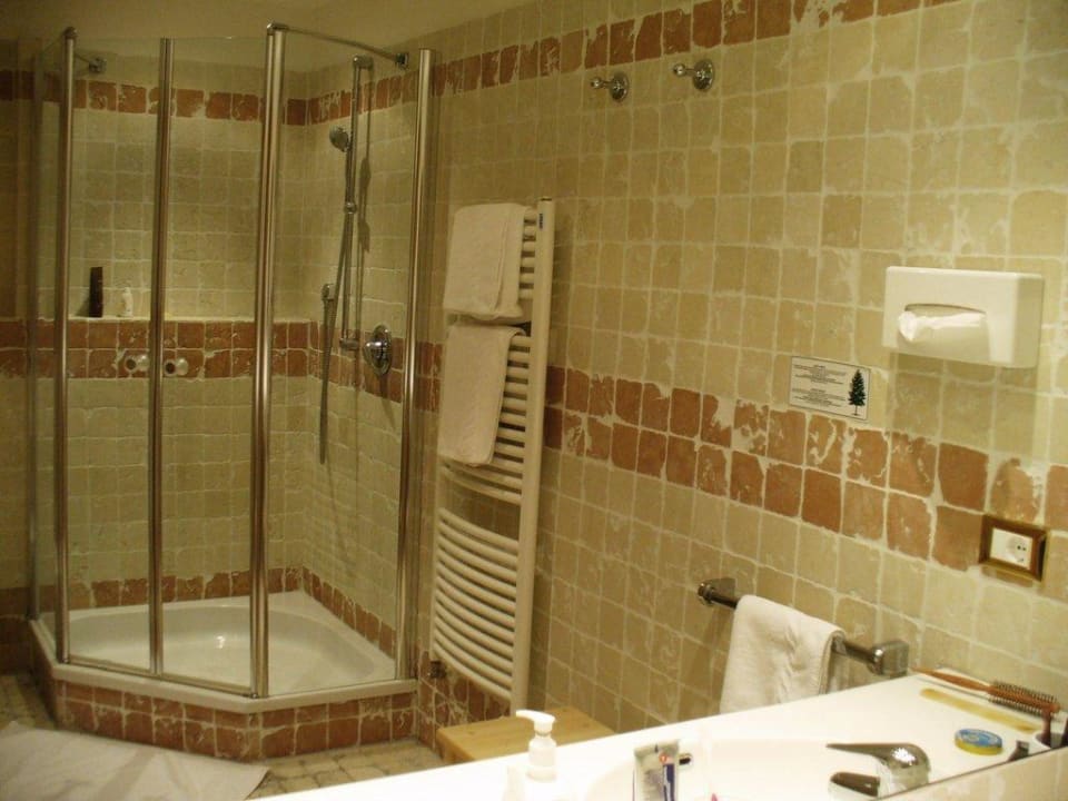 Bad Hotel Tharerwirt