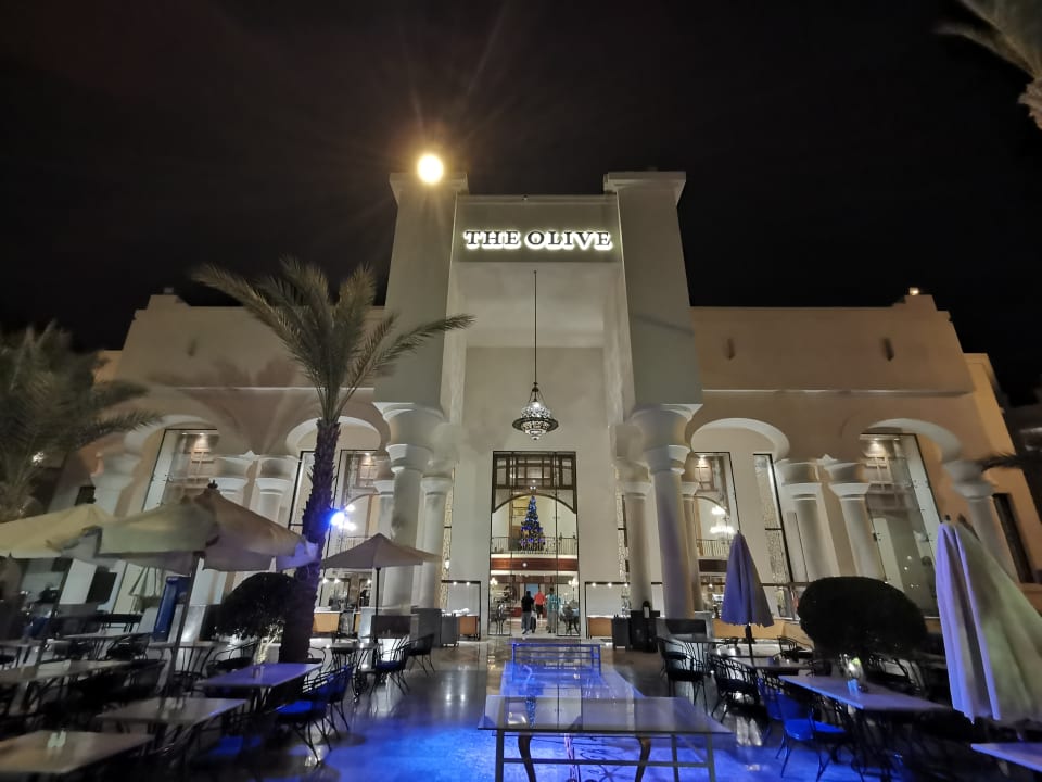 Außenansicht Pickalbatros Palace Hotel-Port Ghalib