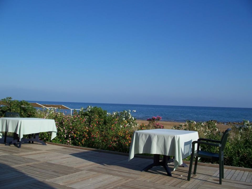 Beach Bar VONRESORT Golden Coast